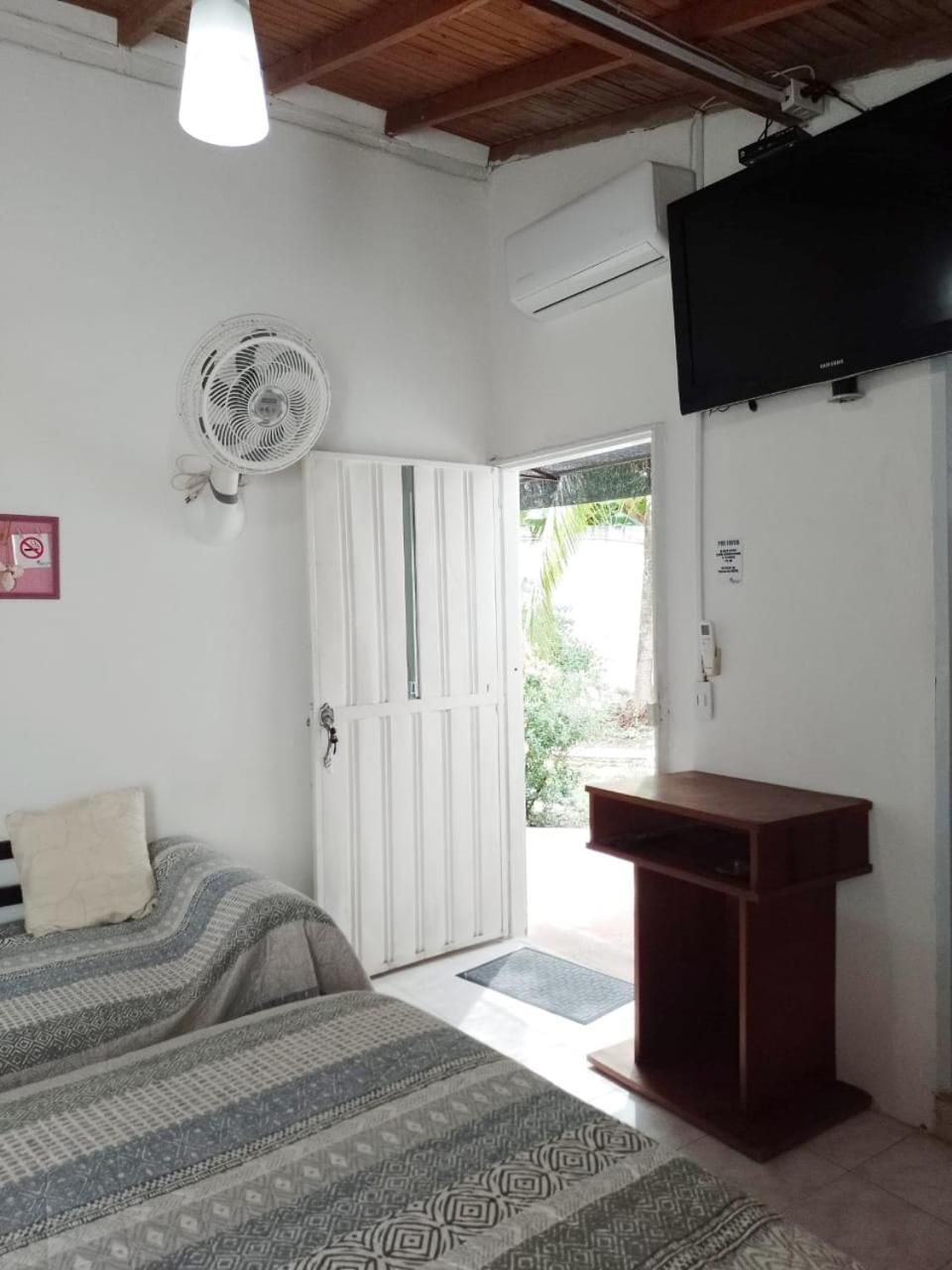 Hostal Corales Tolú Extérieur photo